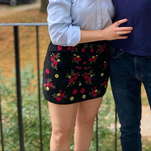 Forever 21 Dresses & Skirts - Floral Embroidered Mini Skirt